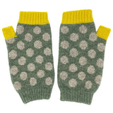 WRIST WARMERS - lambswool - spot - soft green