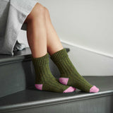 ANKLE SOCKS - Silk Blend - Unisex – Dark Green/Pink