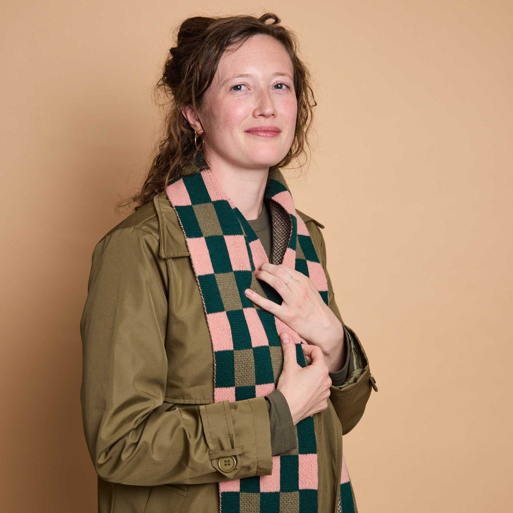 Narrow Lambswool Scarf - Pink & Green Check Pattern