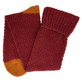 TEXTURED KNEE SOCKS RED CLOSE UP